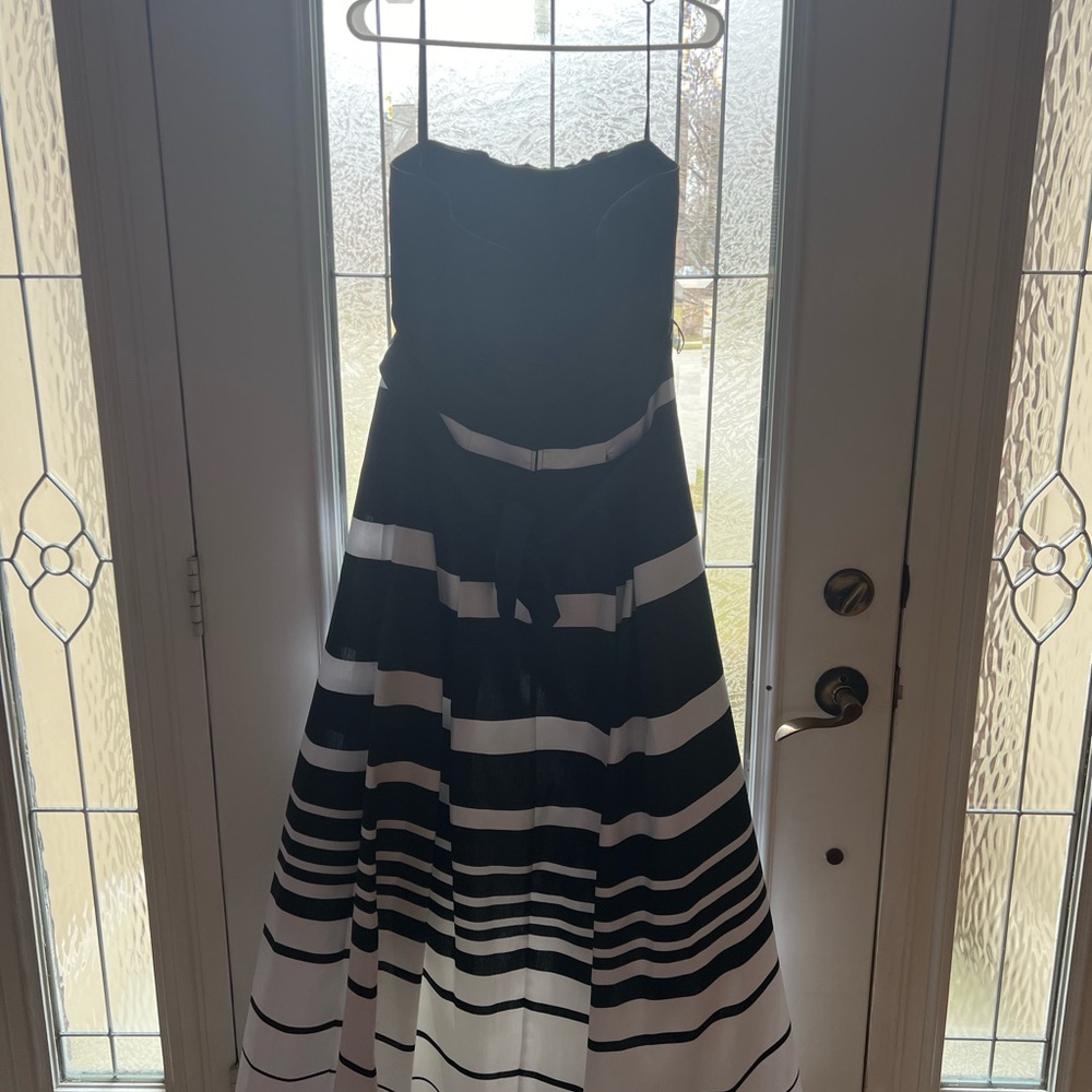 Black and White prom dress size 13/14 with pretty front details